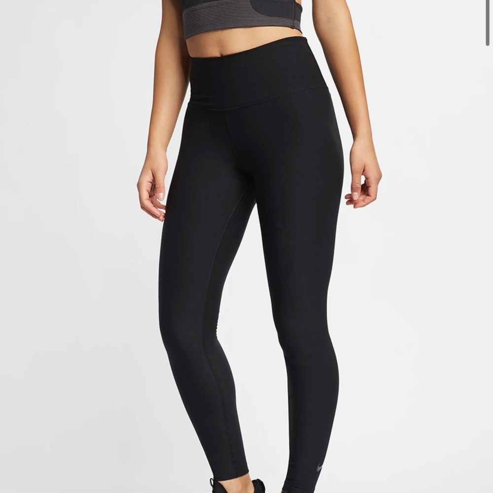 Nike Sculpt Womens training leggings size small